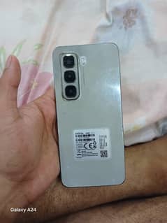hot 5 pro New Mobil ha bas panal Halka sa tota change possible I phone