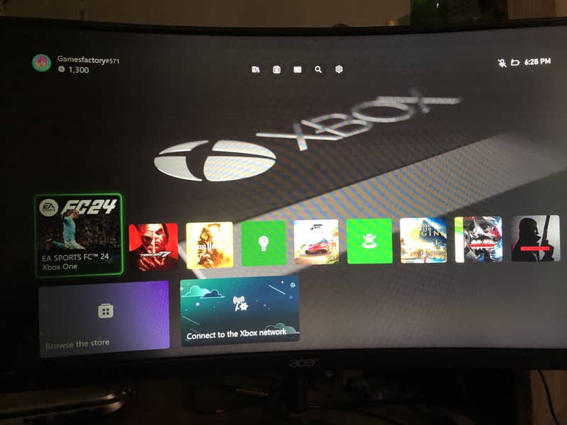 XBox One With one wired and one wireless controller 1