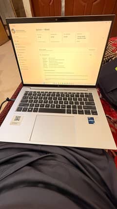 HP Elitebook Core i5-1345U