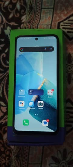 Infinix Hot 30 play