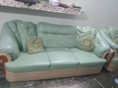 6 seater sofa set heavy waight arbi style very smoothly good condishan