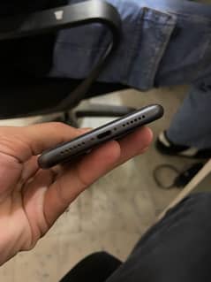 Iphone 11 64 GB Non PTA 10/10 condition