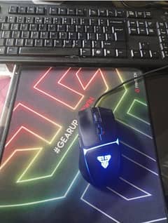 2 month used but fully new
