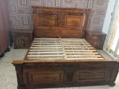 URGENT SALE – King Size Bed Set (Sheesham Wood) – LIKE NEW!