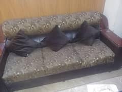 3 2 1 sofa set only. . . reasonable price see description