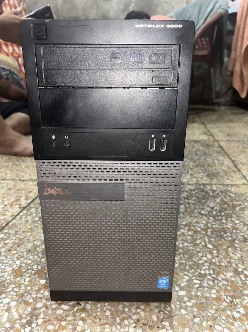 Dell optiplex 3020 tower 4+4gb ram ddr 3 only box and motherboard 3