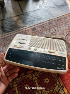 hitachi radio