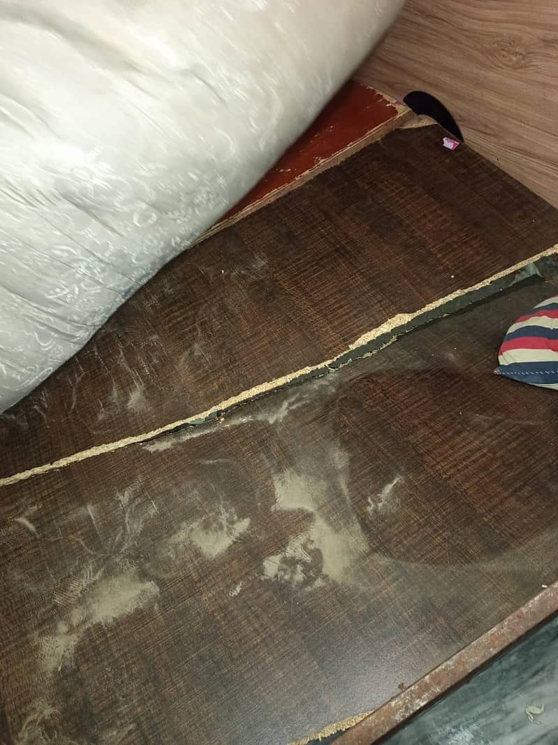 bed set with dressing and 2 side tables 6