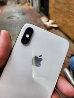 Iphone xs factory unlock 64 onics ki sim chlti ha