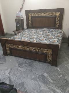 king size double bed in Wich good condition
