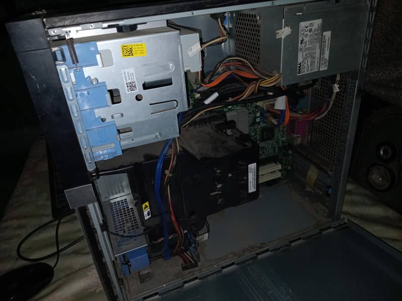 dell cpu core 2 duo with lcd keyboard mouse 10/10 condition 2gb /250 2