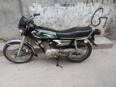 selling Honda cg 125
