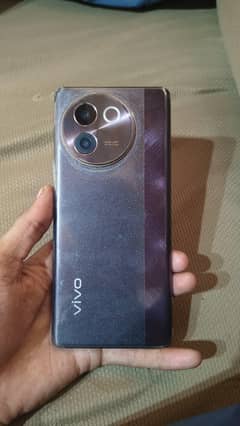 VIVO V30E