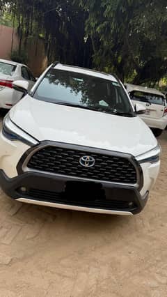 Toyota Corolla Cross hybrid X full option