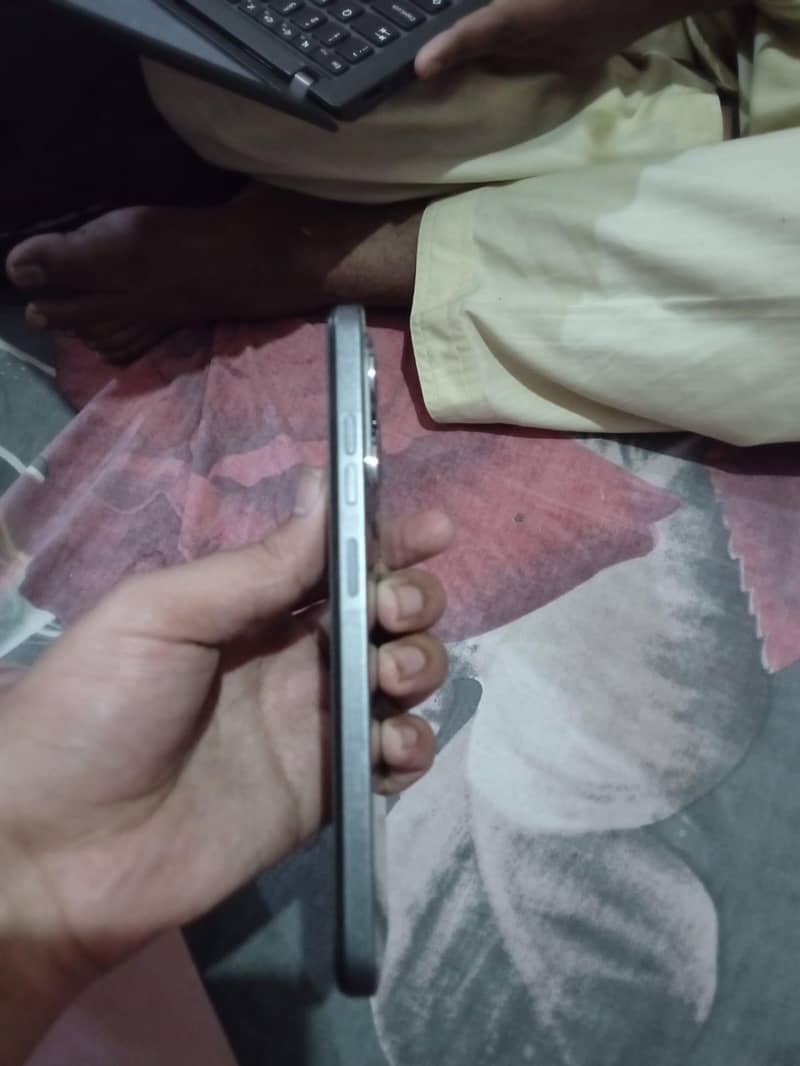 Tecno spark 20 mobile 10/10 condition all okay 3