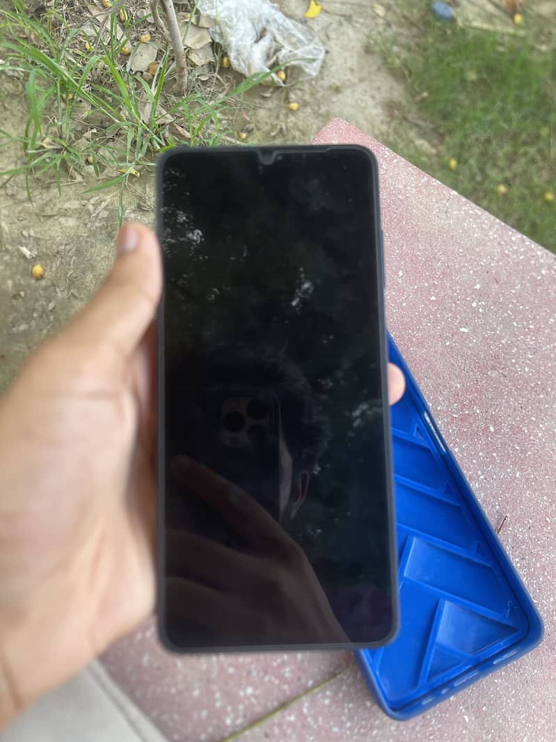 condition 10 / 9 all okay only 3 month use 4