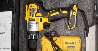 Best Quality screwdriver with accessories and cover case