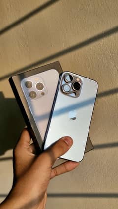 Iphone 13 pro (factory unlock)