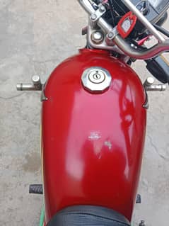 tanki py touch ha baki koi masla nai ha bike 10/10 ha