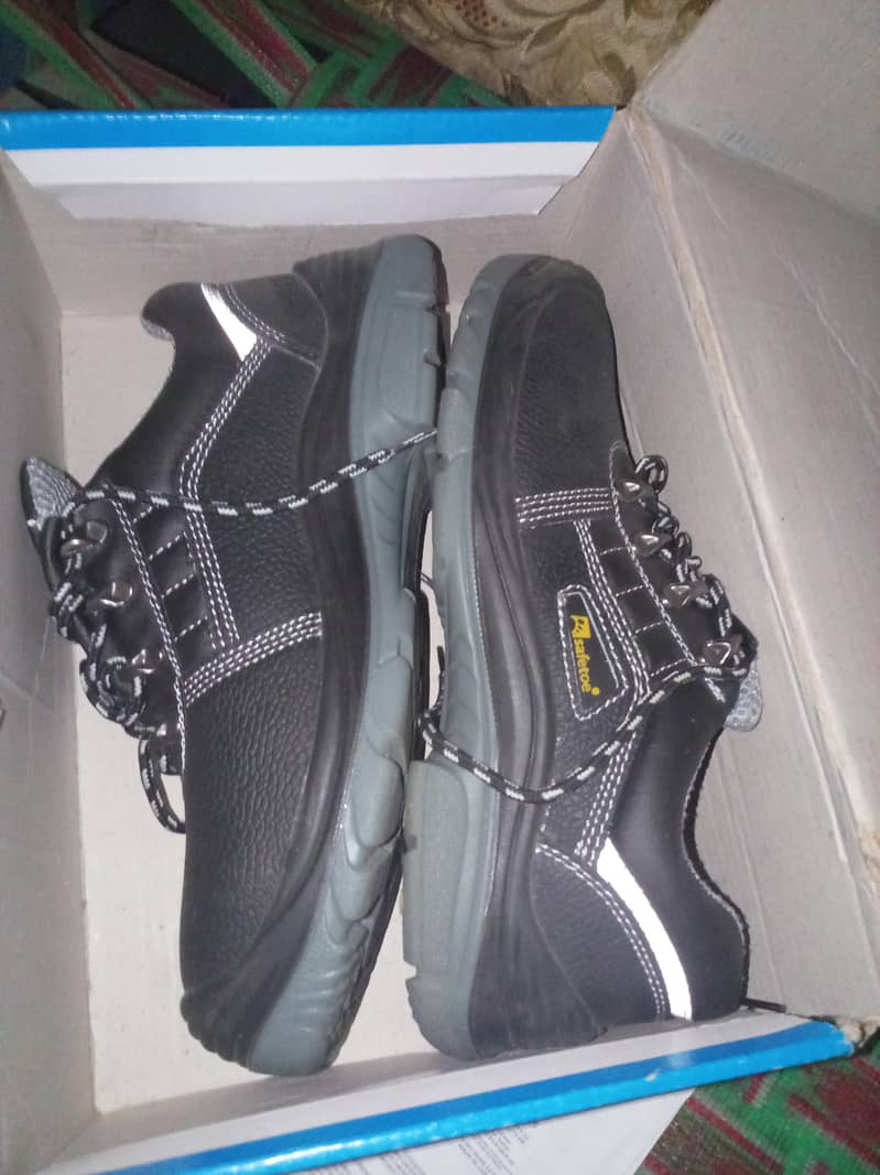 SAFE TOE 3