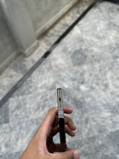 Iphone 13 pro max jv