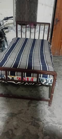 single bed with matress made by iron strong bed