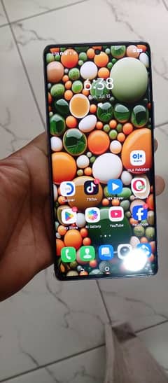 Tecno camon 30s 8+8 ram 256 gb memory