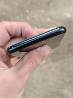 iPhone SE 64GB