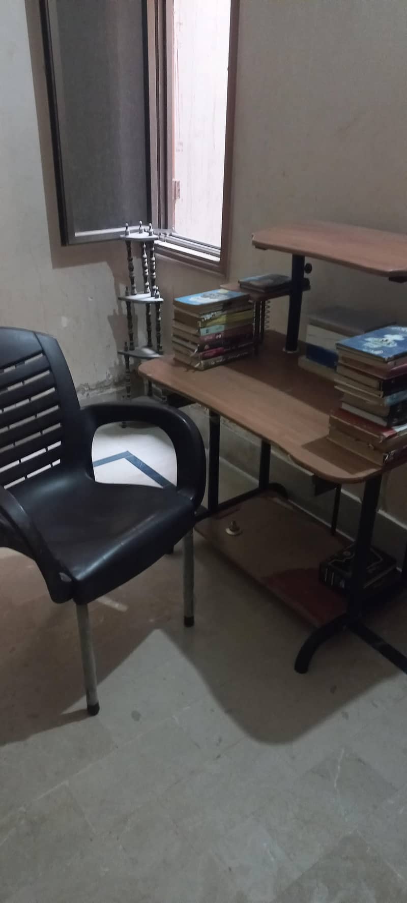 Computer Table 0