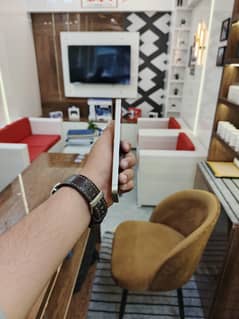 BUY GOOD PHONES.