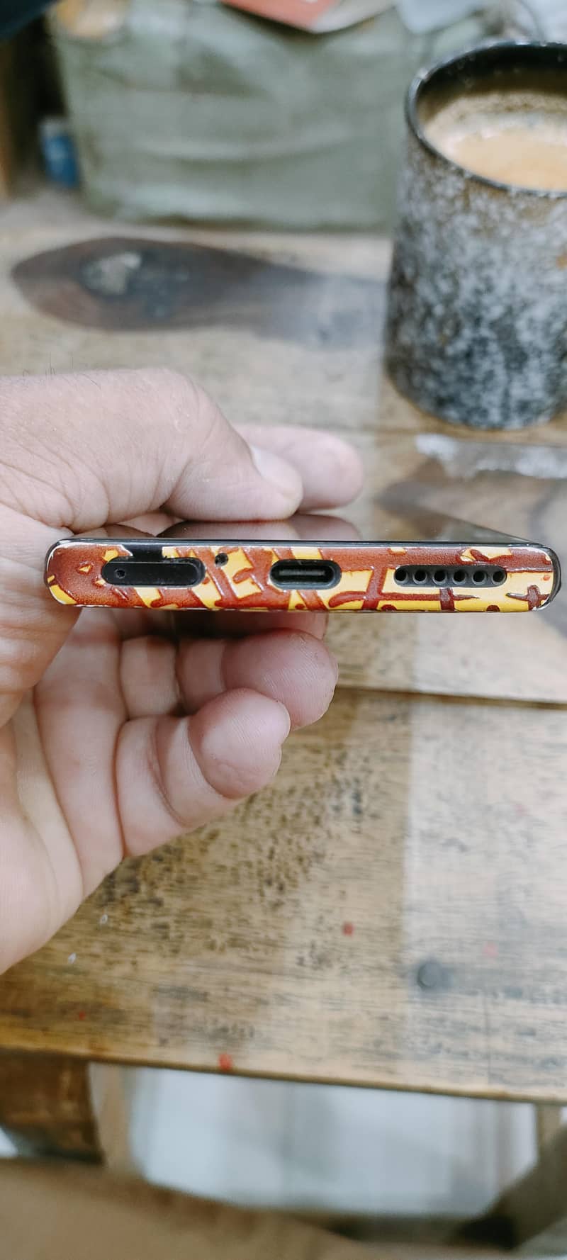 Motorola Edge plus 2020 5