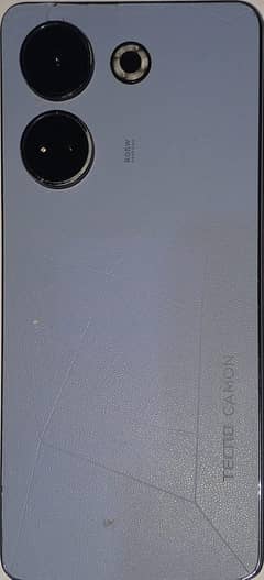 9/10 good condition with box and 33 w charger