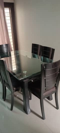 6 seater  Dining table