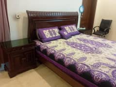 king bed