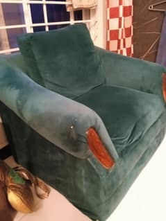 7 SEATER SOFA SET FOR SALE