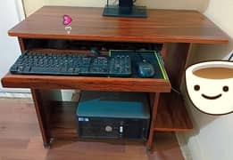 Computer table