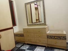 Furniture set