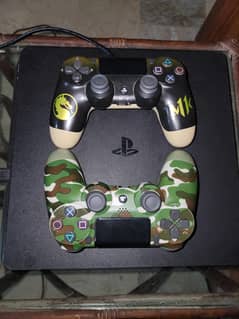PS4 SLIM 3TB WITH 2 ORIGINAL CONTROLLER