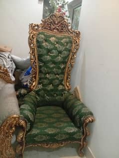coffee chair with centre table