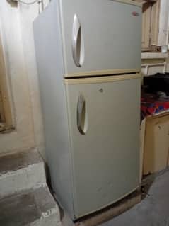 excellent working fridge