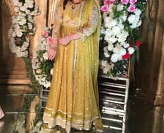 Faiza Saqlain pishwas
