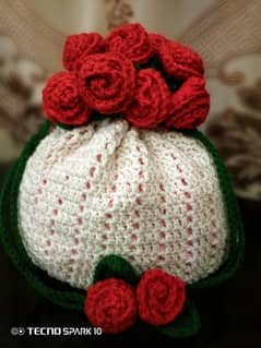crochet flowers pouch