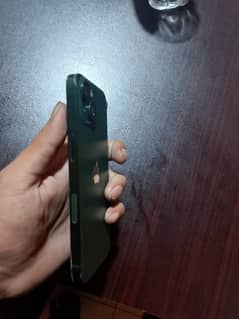 I phone 13 GREEN COLOR 128 GB