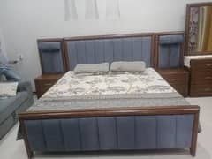 Porsches wooden bed set coffee table chair t