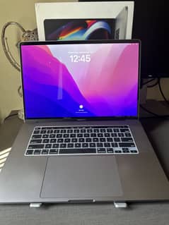 MacBook