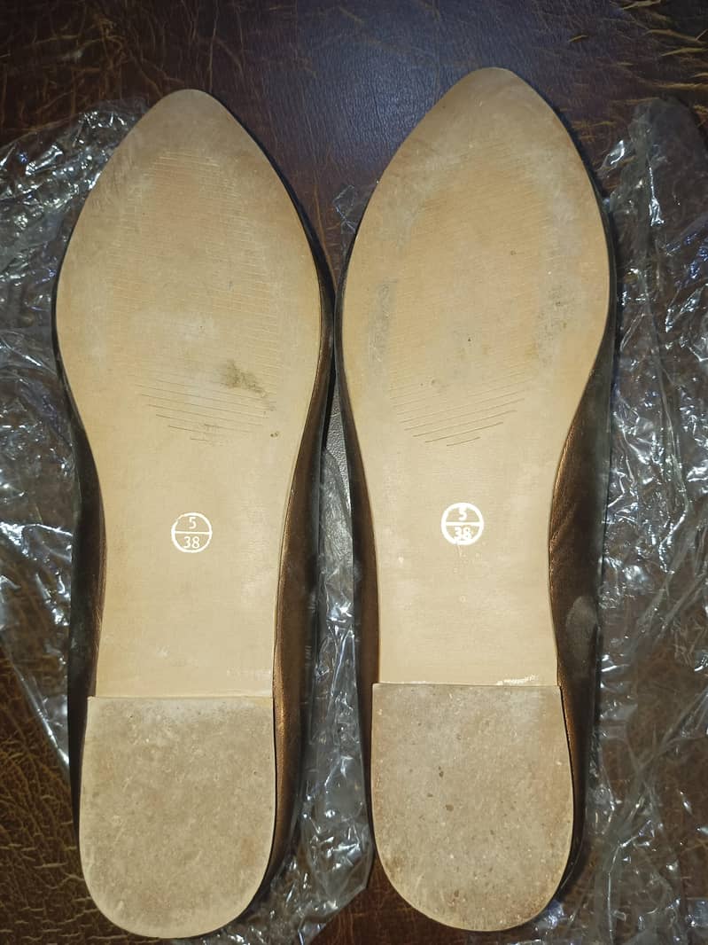Stylo original pumpy, once worn , comes in box 4