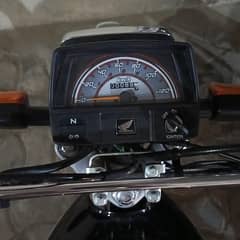 Honda CD 70. . . . 2k25