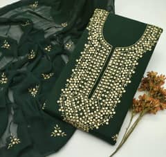 Women's Embroided Lawn Suits