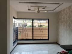 KANAL UPPER PORTION NEAR TO MARKET