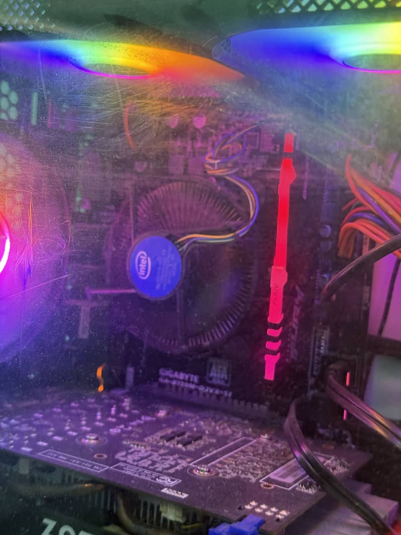gaming pc  nicha details likhi ha 3